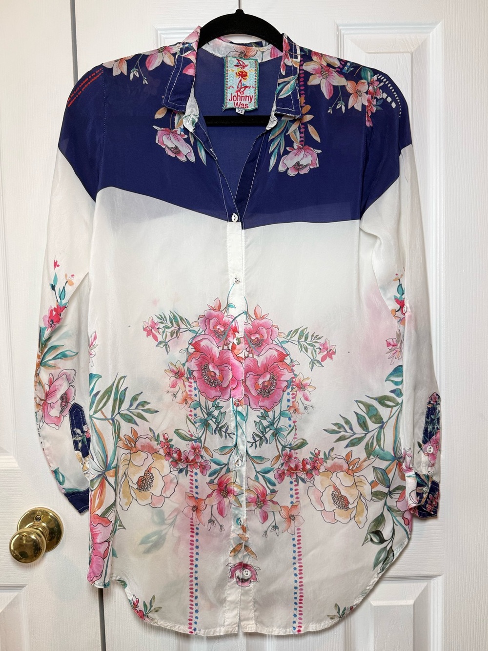 Johnny Was Navy & White Floral Split-Yoke Button Blouse